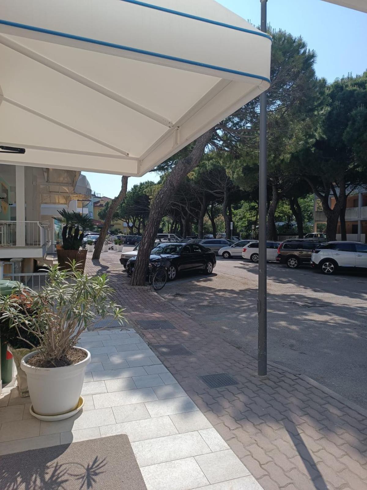 Hotel Tizian Beach Caorle Kültér fotó